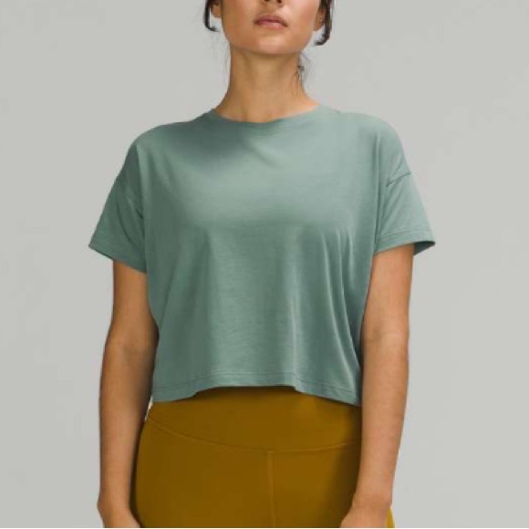 lululemon athletica Tops - Lululemon Cates Tee
